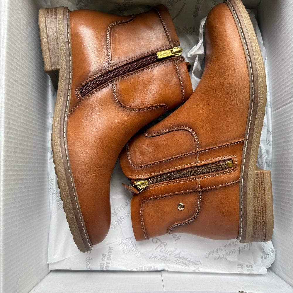 Women’s Pikolinos Aldaya Boots